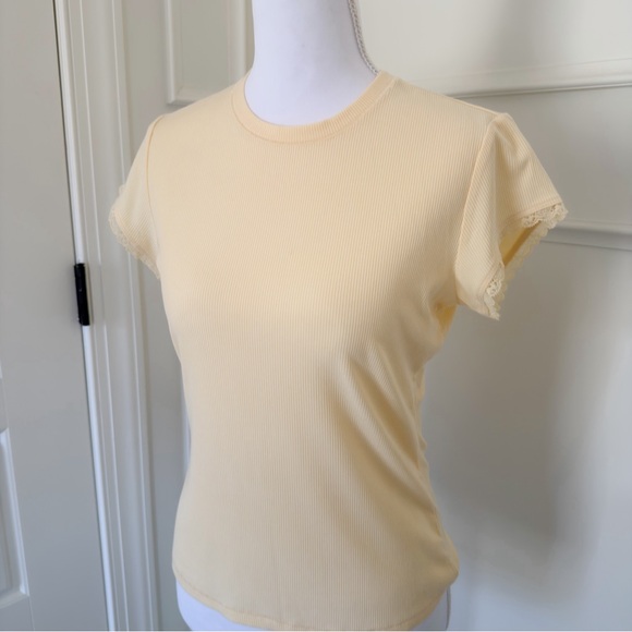 SKIMS Tops - NWT! Skims Soft Lounge Lace T-Shirt in Butter